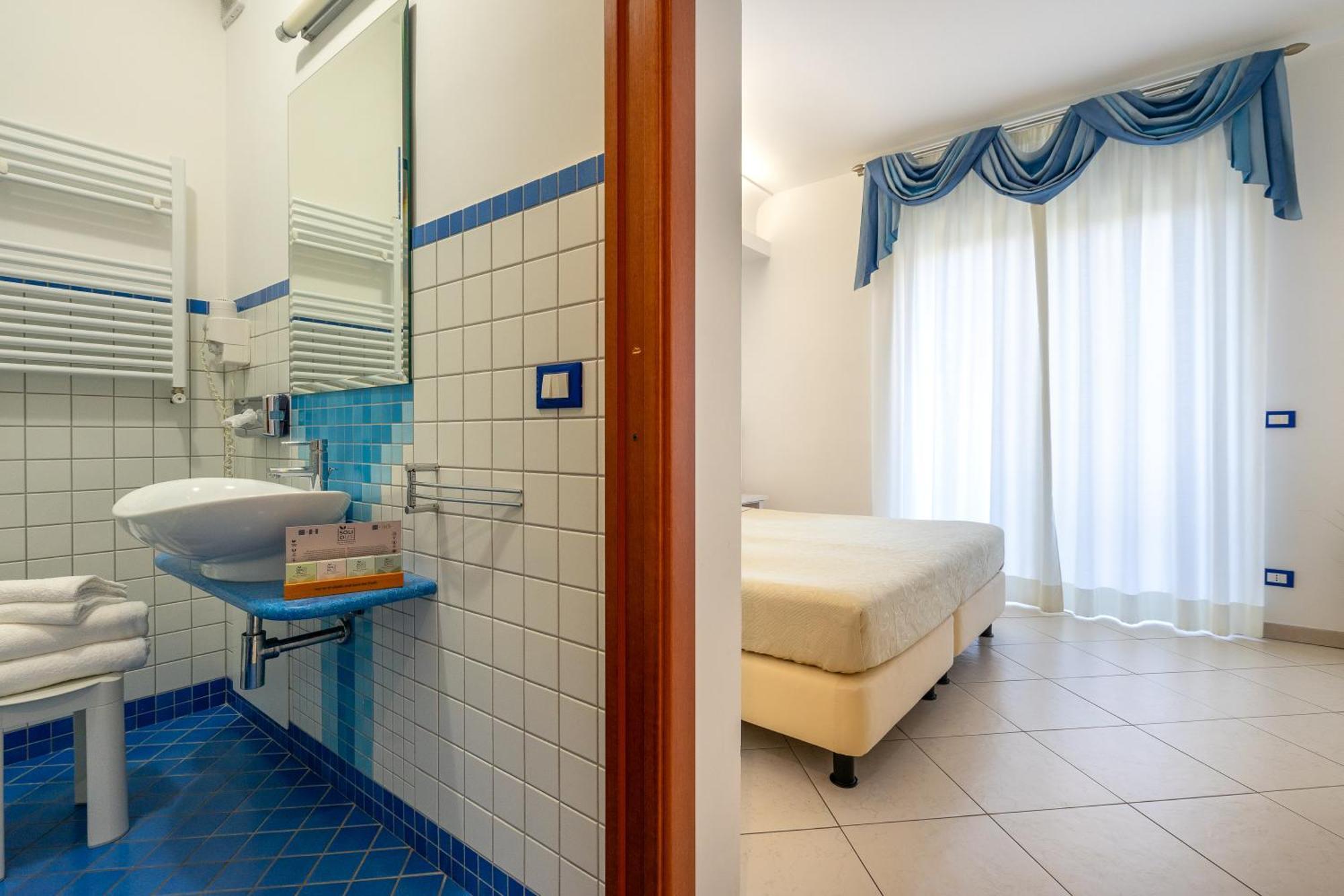 Elaia Garden 3*